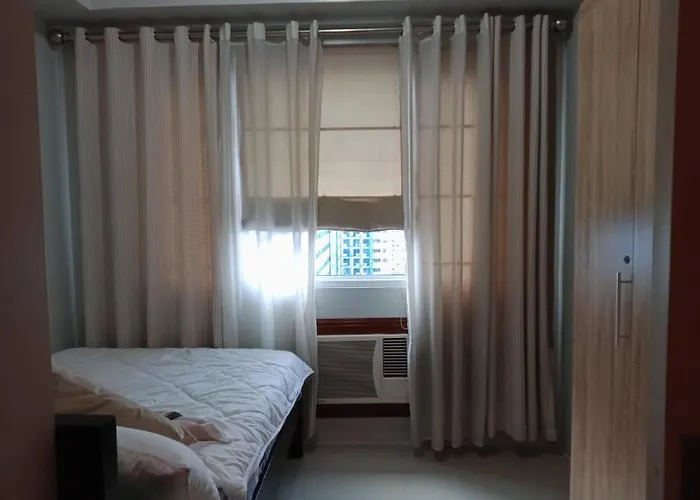 Jericho's Place At Sea Residences Apartment Manila