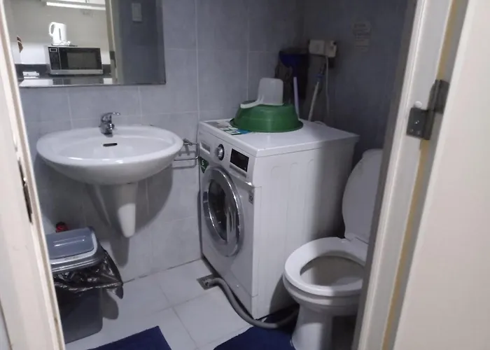 Apartment Jericho's Place At Sea Residences