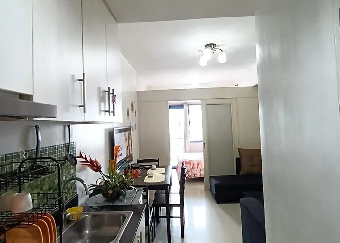 Jericho's Place At Sea Residences Apartment Manila