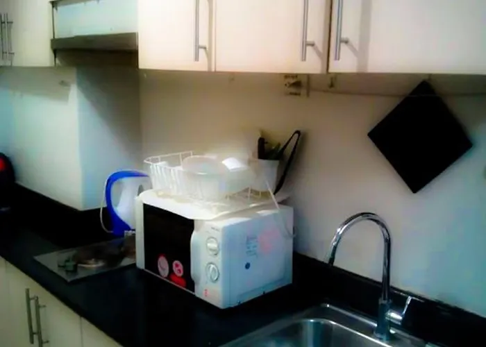 Jericho's Place At Sea Residences Apartment Manila