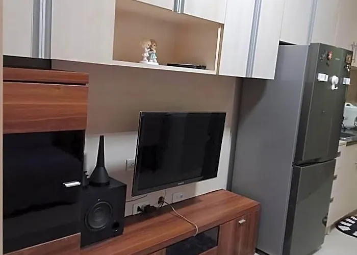 Jericho's Place At Sea Residences Apartment Manila