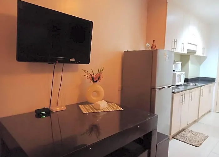 Jericho's Place At Sea Residences Apartment Manila